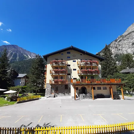 Hotel Crampon-2