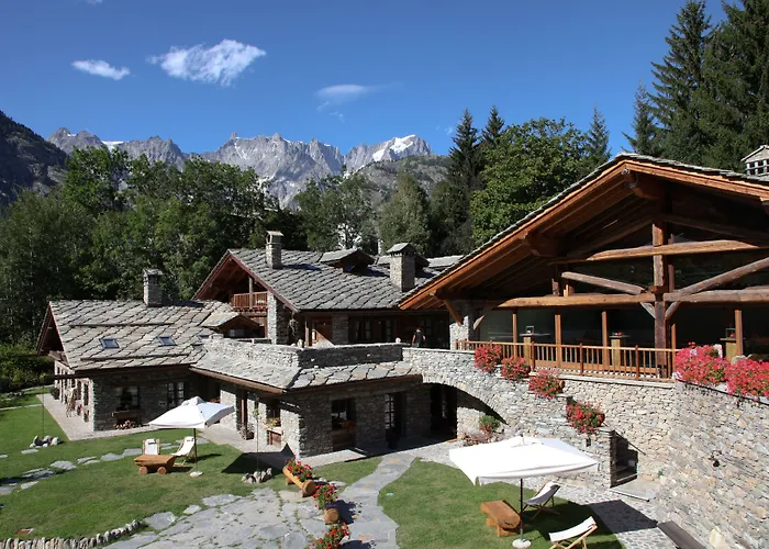 Spa Hotels Resorts Au Coeur Des Neiges Spa & Free E-Bike